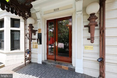 1669 Columbia Rd NW unit 413, Washington, DC 20009 - photo 2