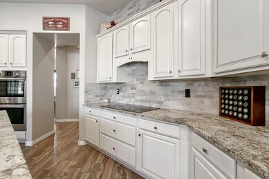 Kitchen e
