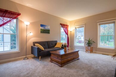 24 Eastgate Rd, Derry, NH 03038 - photo 5