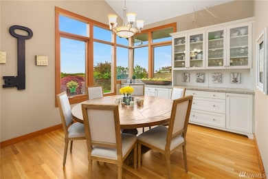 8220 SE 67th St, Mercer Island, WA 98040 - photo 4