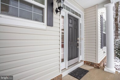 7407 Tottenham Dr, White Plains, MD 20695 - photo 5