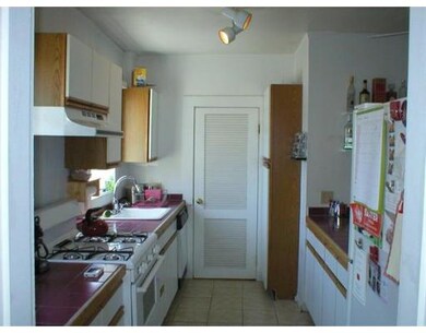 358 Watertown St unit 358,3L, Newton, MA 02458 - photo 7