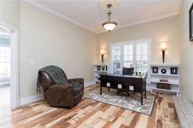 Sitting room or office