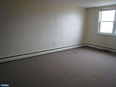 7905 Craig St, Philadelphia, PA 19136 - photo 7