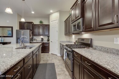19557 E Apricot Ln-38