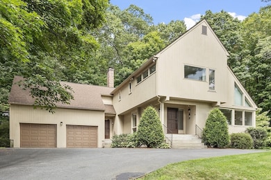 33 Valley Rd, Southborough, MA 01772 - photo 4