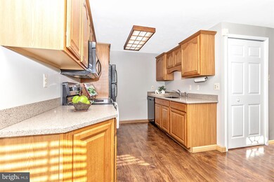 19217 Deep Run Ct, Germantown, MD 20876 - photo 6