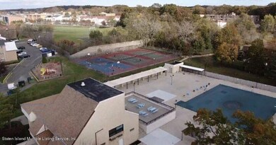 Elmwood Park Drive unit 715, Staten Island, NY 10314 - photo 4