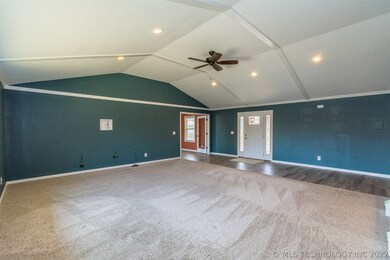 398070 W 900 Rd, Copan, OK 74022 - photo 5