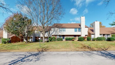 140 Saddle Tree Ct unit 140, Hermitage, TN 37076 - photo 2