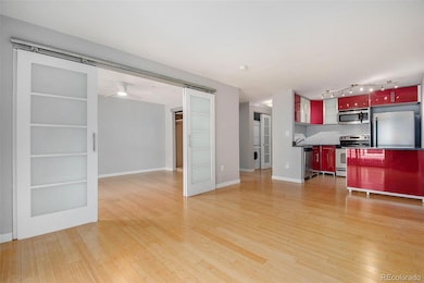 1032 N Clarkson St unit 205, Denver, CO 80218 - photo 4