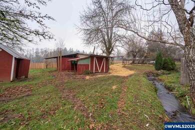 107 Clark St, Gates, OR 97346 - photo 2