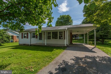 24 William St, Walkersville, MD 21793 - photo 3