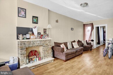 1229 Buttonwood St, Reading, PA 19604 - photo 4