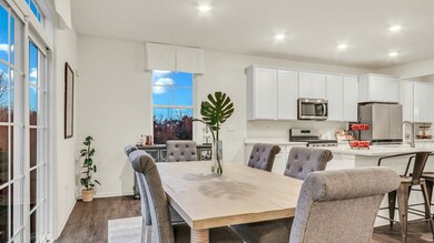 1808 Legacy Pointe Blvd, Plainfield, IL 60586 - photo 7