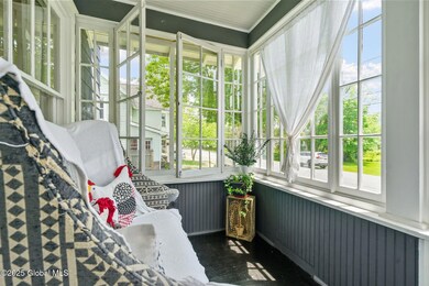 17-web-or-mls-26-2nd-ave