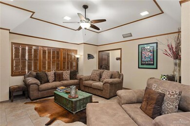 2000 S 5th St unit 23, McAllen, TX 78503 - photo 2
