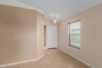 0010-10 - Calle Paso Suave