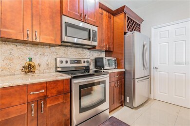 536 Cypress Bend, Oldsmar, FL 34677 - photo 7