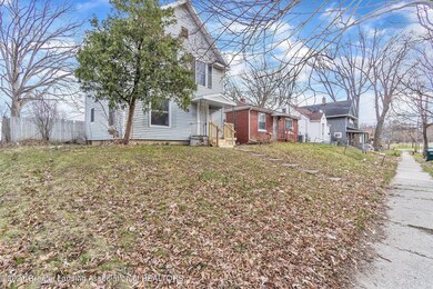 02-835-Larned-St-WindowStill-Real-Estate