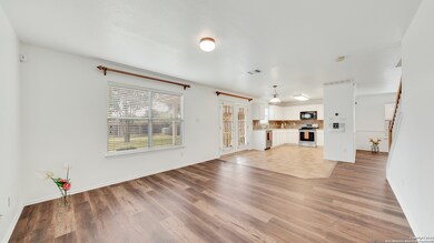 10639 Tiger Horse Dr, San Antonio, TX 78254 - photo 6