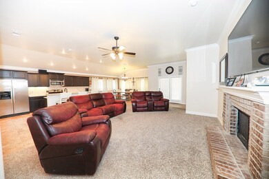 831 E 97th Ct, Odessa, TX 79765 - photo 7