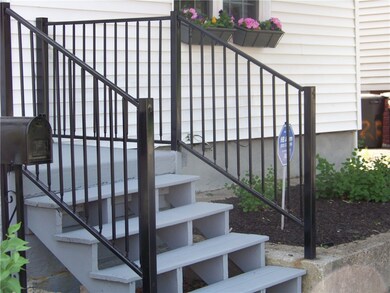 154 Newell Ave, Pawtucket, RI 02860 - photo 5