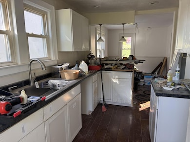 216 Sutherland Dr, Charleston, WV 25303 - photo 4