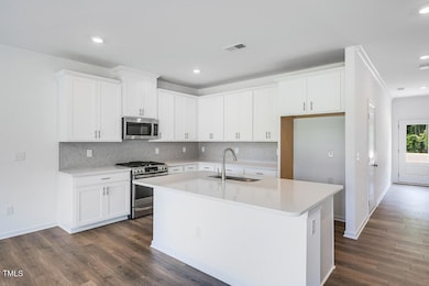 8763 Wardle Ct, Raleigh, NC 27587 - photo 7