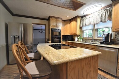 510 Dandridge Dr, Fayetteville, NC 28303 - photo 7