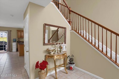 4 Foyer Tile Floor