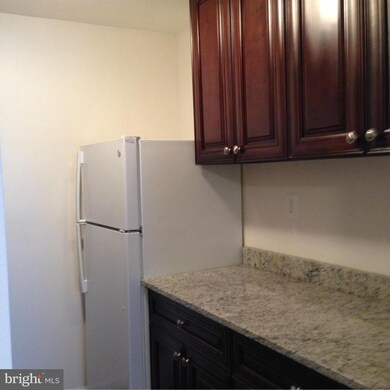 7495 Prince Charles Ct unit 1, Manassas, VA 20111 - photo 3