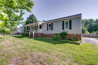 5618 Huntingcreek Dr, North Chesterfield, VA 23237 - photo 4