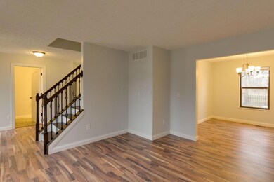 Real Estate Agent Masha Meyta 345 Greenw