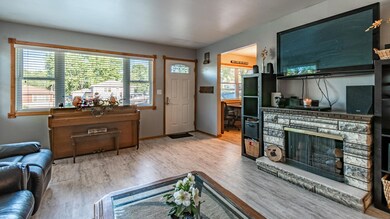 Living Rm