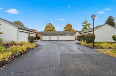 8113 Timbertree Way unit 2, West Chester, OH 45069 - photo 6