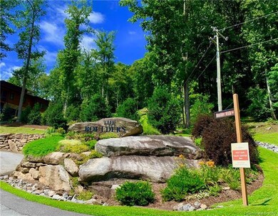 e4 Marble Ct unit Estates 4, Hendersonville, NC 28792 - photo 6