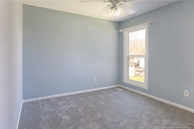 613 Missenburg Ct, Fayetteville, NC 28314 - photo 4