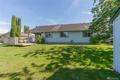 1271 Garden Cir, Lynden, WA 98264 - photo 5