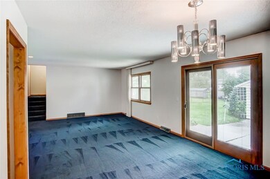 Living Room/Dining Room