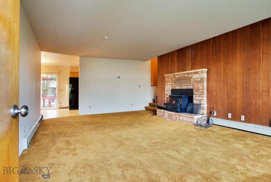 UPSTAIRS LIVING ROOM