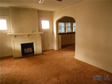 2247 Georgetown Ave, Toledo, OH 43613 - photo 2