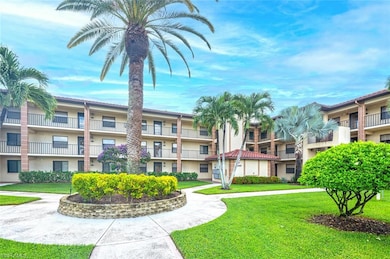 7340 Province Way unit 3210, Naples, FL 34104 - photo 3