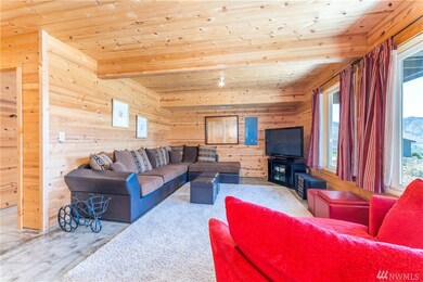 117 Pyramid Place, Chelan, WA 98816 - photo 2