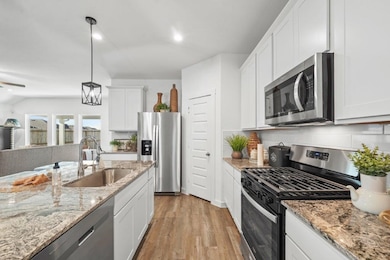 13918 Bay Crest Ct, La Marque, TX 77568 - photo 3