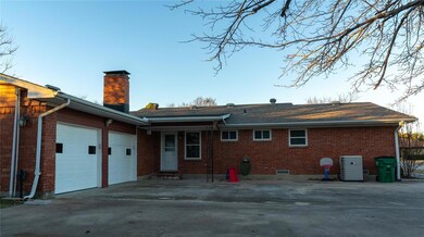 2004 Maplewood Dr, Gainesville, TX 76240 - photo 4