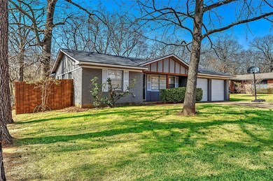 2919 W Day St, Denison, TX 75020 - photo 3