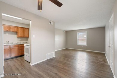 1630 Greentree Blvd unit 704, Clarksville, IN 47129 - photo 7