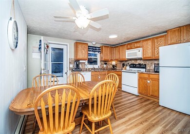 815 Norton Ave, Chittenango, NY 13037 - photo 7