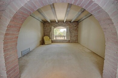 Living Rm Beams